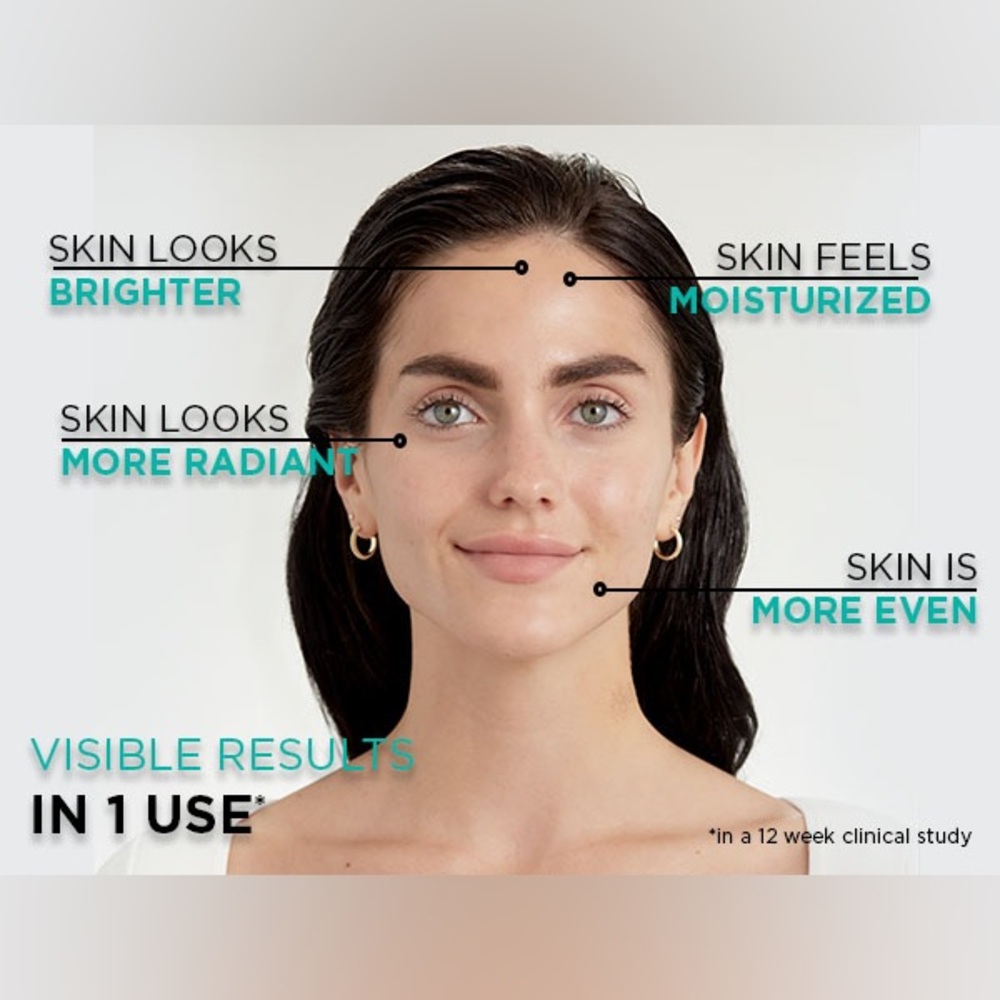 L’Oréal Paris Bright Reveal Dark Spot Serum & Broad Spectrum Daily SPF 50 Lotion - Picture 11 of 16